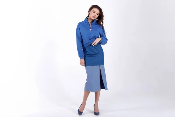 Sexy hübsche Mode Frau tragen Rock Pullover Trend Kleidung Colle — Stockfoto