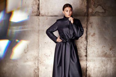 Güzel genç seksi kadın bayan şık şık moda dres