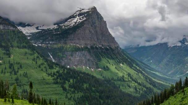 Ледник Going Sun Road Открывается Начале Лета Пустыне Монтаны — стоковое видео