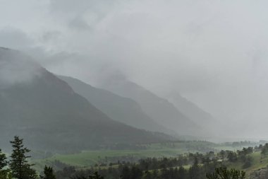 Katmanlar dağlarının batı Wyoming derin siste