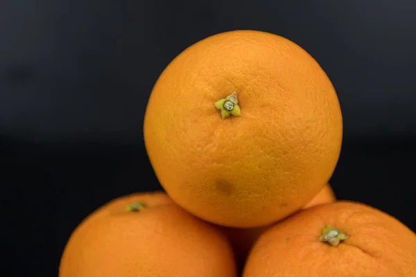 Námořní Orange Close Proti Černému Pozadí — Stock fotografie