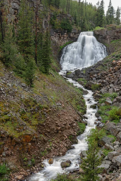 Rustic Falls Drains River Overcast Day — Stock Photo, Image