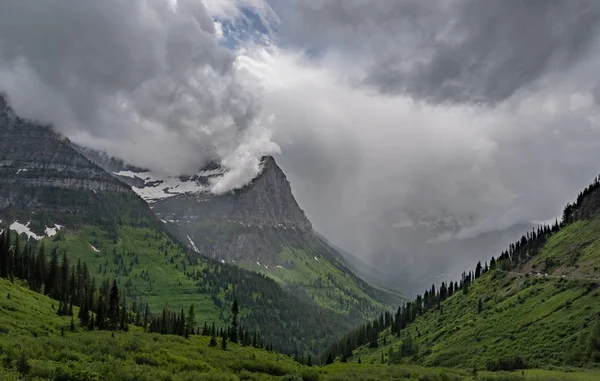 Regen Het Dal Onder Oberlin Van Logan Pass — Stockfoto