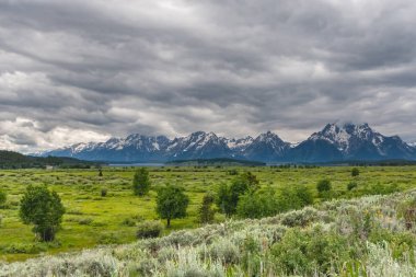 Tetons uyan yaz fırtınalı bulutlar ek yük