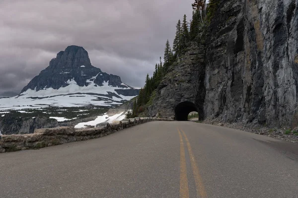 Tunnel Mount Clements Going Sun Road Middle Road — Stock Photo, Image