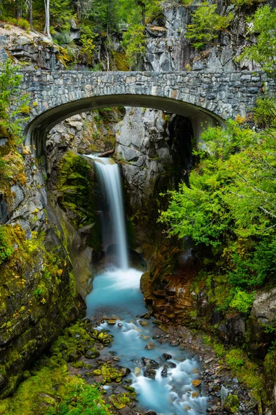 Christine Falls Tumbles Over Cliff — Stock Photo, Image