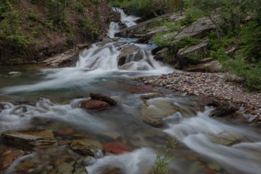 Buzul 'daki Wilbur Falls' un Geniş Görüş Alanı