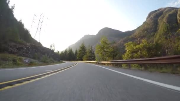 Curvas Carretera Izquierda Hacia Sol Brillante — Vídeo de stock