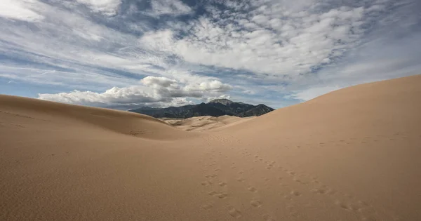 Zandduinvallei Uitzicht Met Weidse Wolken Uitzicht — Stockfoto