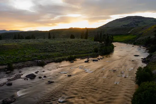 Luz Del Sol Desvanece Sobre Río Yellowstone Dirección Valle Lamar —  Fotos de Stock