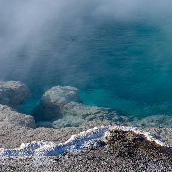 Steaming Aqua Waters Thermal Pool Yellowstone — Stock Photo, Image