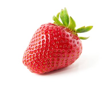 Çilek beyaz arkaplanda izole edildi