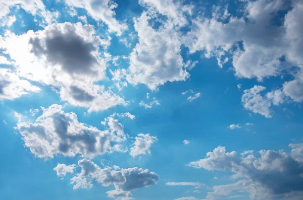 Fundo Céu Azul Com Nuvens Brancas — Fotografia de Stock