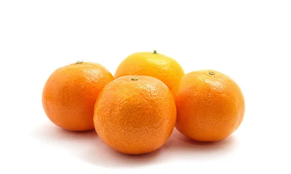 Owoce Mandarynki Lub Mandarynki Wyizolowane Białym Tle — Zdjęcie stockowe