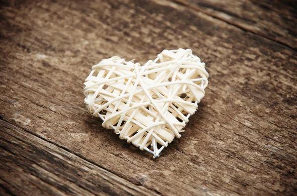 Serce Miłości Drewnianym Tle Tekstury Walentynki Koncepcja Karty — Zdjęcie stockowe