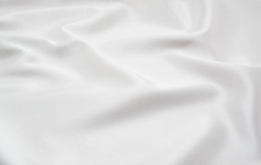 arkaplan olarak beyaz saten kumaş