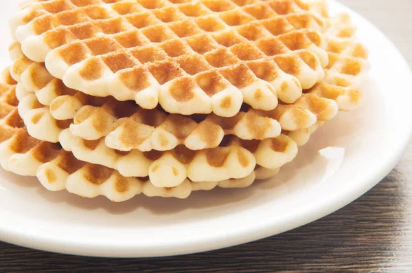 Waffles Uma Placa Branca — Fotografia de Stock