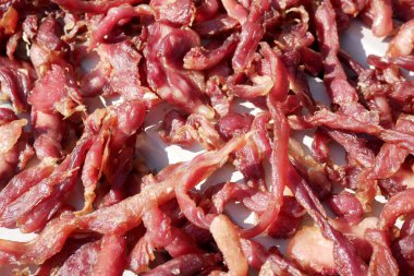 Kuru bufalo eti, kurutulmuş domuz eti Asya sokak yemeği.