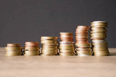 konsept para yığını geçmişi, iş parası