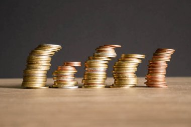 konsept para yığını geçmişi, iş parası