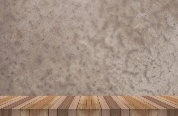 Üst rafları boşalt ya da beton duvardaki ahşabı ürün ve başka bir şey için.