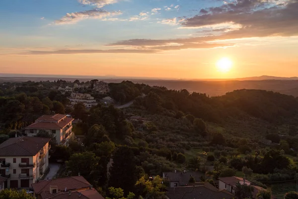 Vues Sur Coucher Soleil Montescudaio Photo De Stock