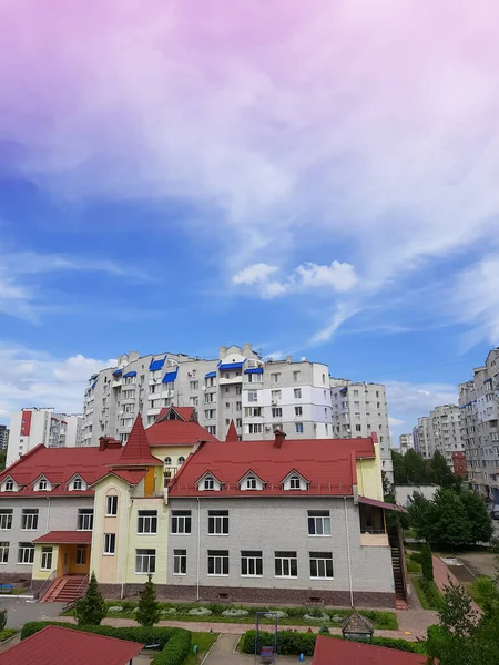 Edifícios Cidade Céu Azul — Fotografia de Stock