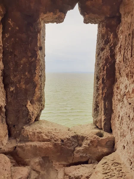 Una Vecchia Finestra Che Apre Nel Castello — Foto Stock