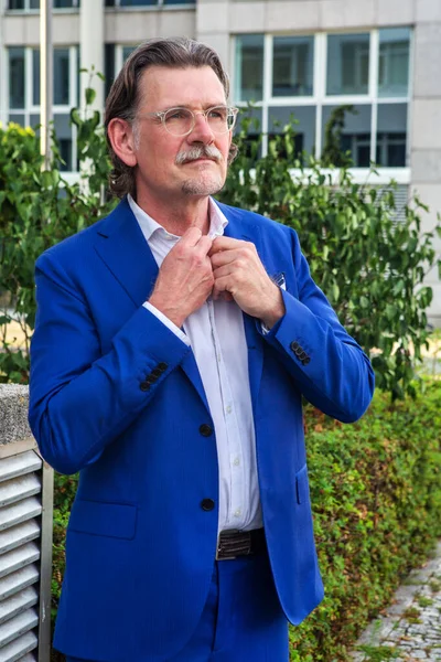 Portrait Handsome Businessman Standing Fixing His Collar — Stock Photo, Image