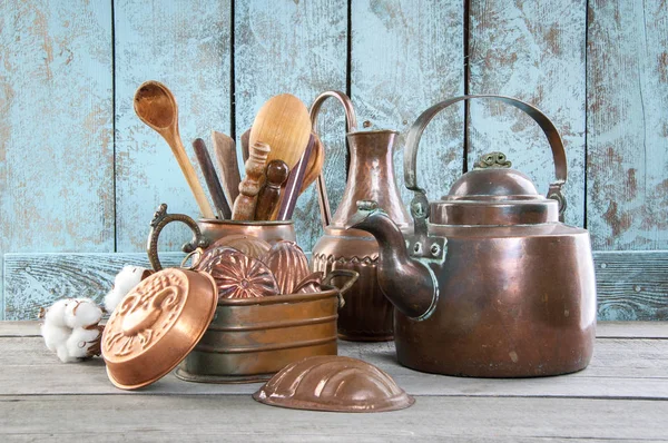 Vintage Copper Kitchen Utensils Wooden Blue Background Props Food Photography — Stock Photo, Image