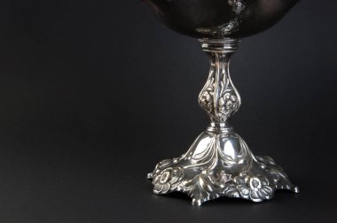 Kase kabartma standı orta ayak ile yakın siyah. Tex için kopya alanı