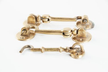 Antika pirinç kanca