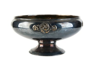Beyaz üzerinde izole Vintage metal vazo