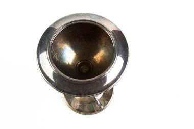 Vintage metal fincan beyaz izole
