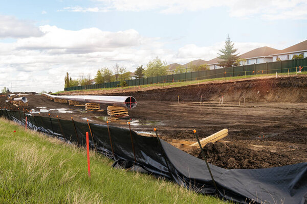 Строительство нефте- и газопровода в городе. Сварка. Транс-горный трубопровод Канады
.