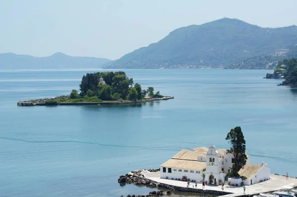Fare Adası ve Vlacherna Manastırı