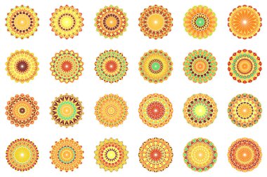 Geometrik soyut yuvarlak mozaik üçgen Mandala seti