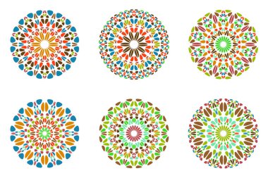 Süslü yuvarlak soyut yapraklı mandala logo seti