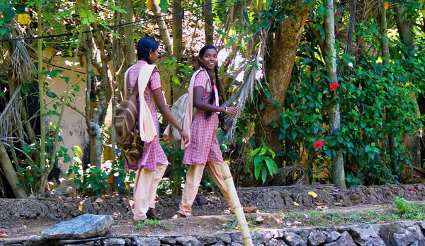 Alleppey India Maart 2014 Meisjes Uniform Gaan Naar Huis School — Stockfoto