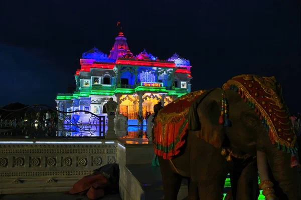 Mathura India Mayo 2012 Fotografía Nocturna Prem Mandir Templo Del —  Fotos de Stock