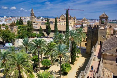 Cordoba, İspanya - 02 Eylül 2015: İspanya 'nın Endülüs bölgesinde bulunan Cordoba Camii Katedrali.