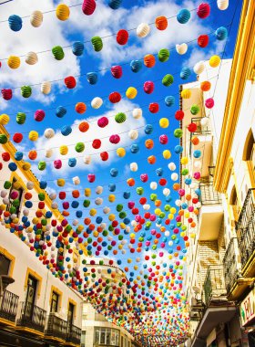 Ronda, İspanya - 06 Eylül 2015: Endülüs 'te Feria sezonu, saygın bir boğa güreşiyle sonuçlanan neşeli ve renkli bir kutlama olan Pedro Romero Festivali' ni kutluyor.