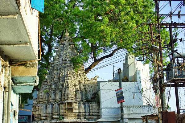 Удайпур Індія Травня 2013 Року Електричні Мережі Дроти Перед Храмом — стокове фото