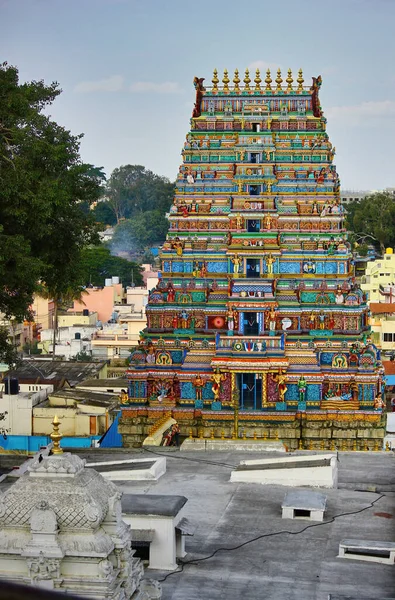 Bangalore Índia Setembro 2016 Templo Hindu Sul Índia Com Esculturas — Fotografia de Stock