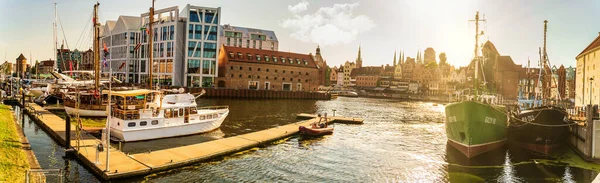 Gdansk Polonia Del Norte Agosto 2020 Puesta Sol Vista Panorámica — Foto de Stock