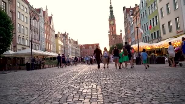 Gdansk Észak Lengyelország Augusztus 2020 Emberek Szabadidős Tevékenységek Séta Barátokkal — Stock videók