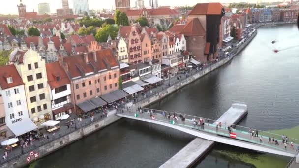 Gdansk North Poland August 2020 Aerial Drone Shot Tourists Walking — Stock Video