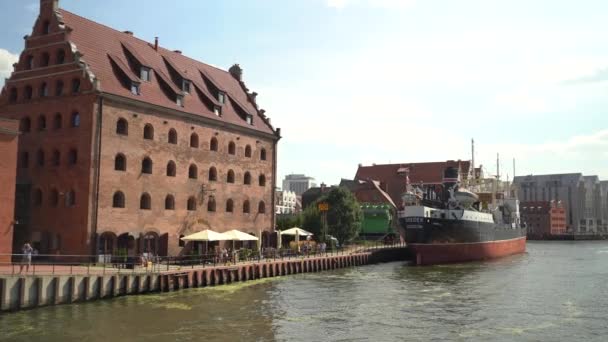 Gdansk North Poland August 2020 Docked Ship Polish Building Exterior — Stock Video