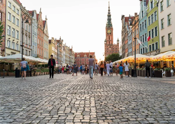 Gdansk Polonia Del Norte Agosto 2020 Gente Está Caminando Plaza — Foto de Stock