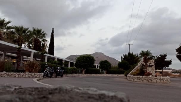 Rhodes Yunani Timelapse Dari Pintu Masuk Hotel Yang Berisi Area — Stok Video